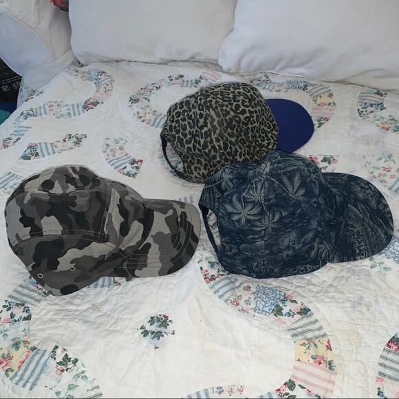 3 NEW HATS BASEBALL CAPS CAMO LEOPARD UNISEX - Picture 2 of 3